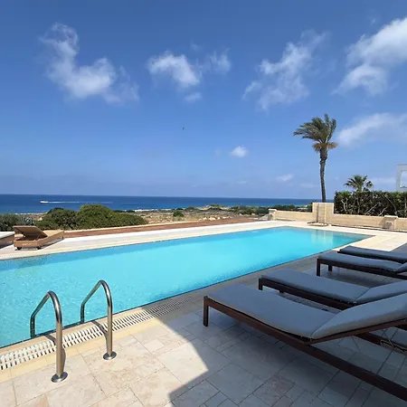 Villa Nireas Crystal *