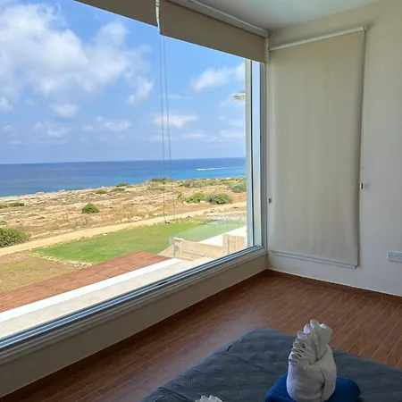 Nireas Crystal Villa Aglantzia