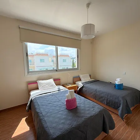 Nireas Crystal Villa Aglantzia