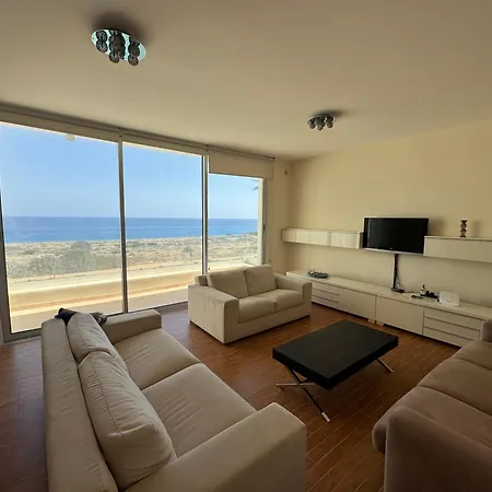 Nireas Crystal Villa Aglantzia